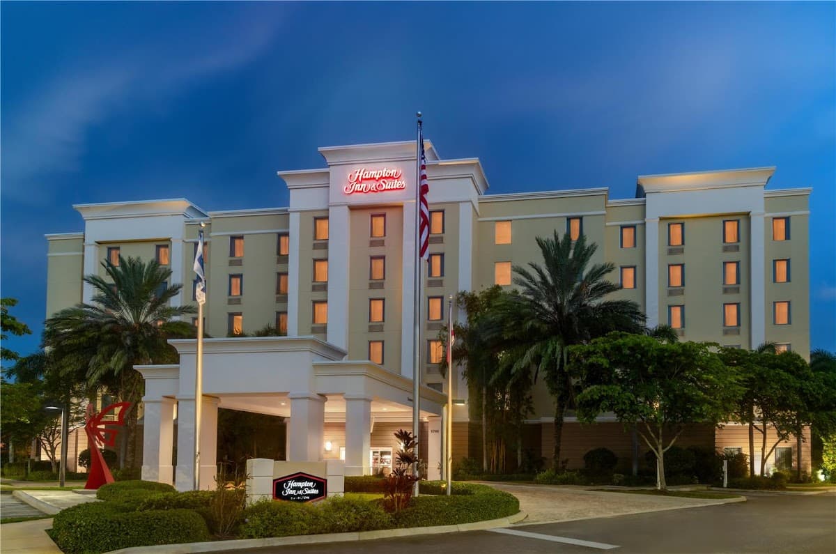 Hampton Inn & Suites Coconut Creek