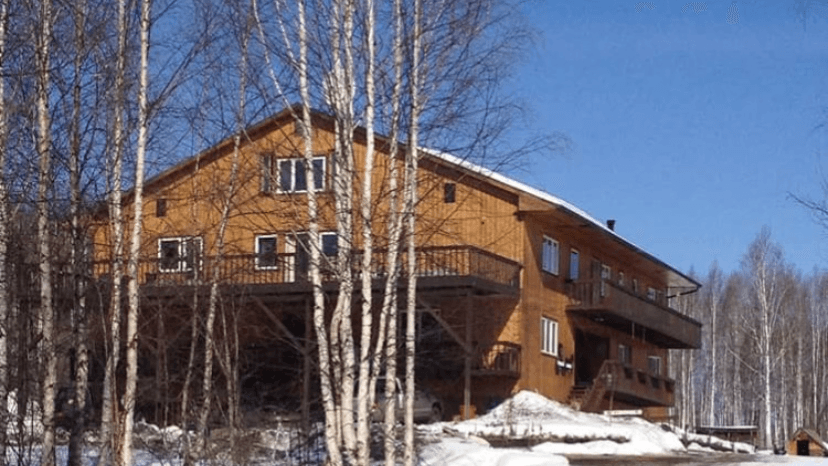 Alaska Grizzly Lodge