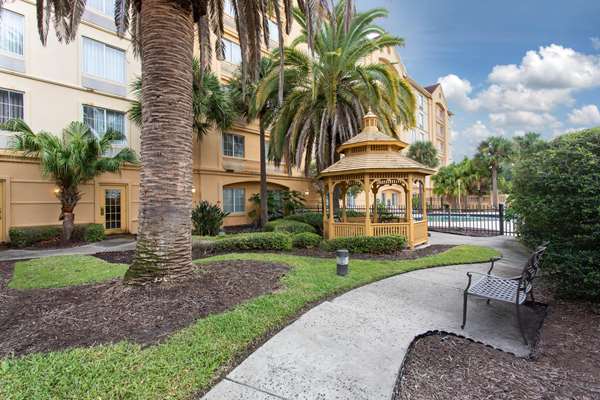 La Quinta Inn & Suites by Wyndham Jacksonville Butler Blvd