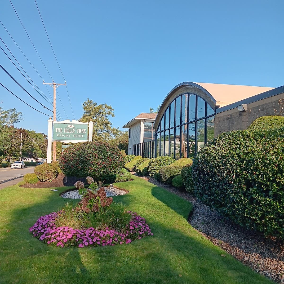 Holly Tree Resort