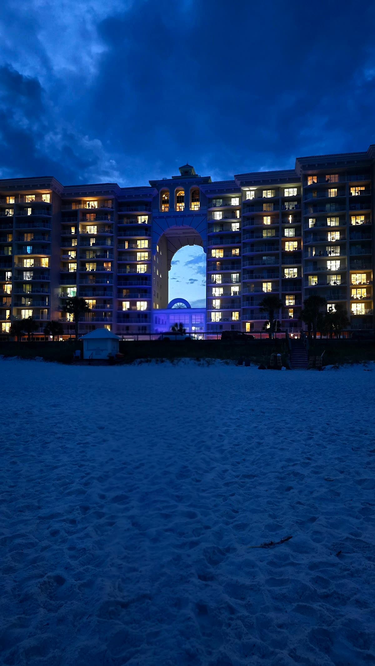 Majestic Sun 1108b by Destin Getaways
