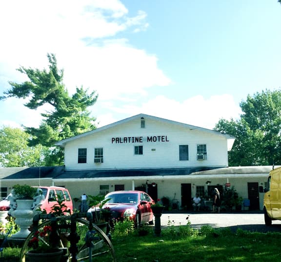 Palatine Motel
