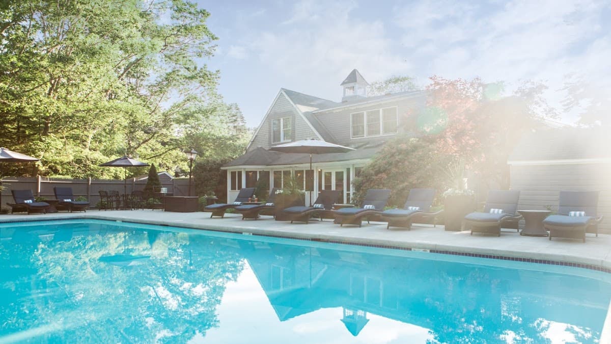 Cape Arundel Inn Club House