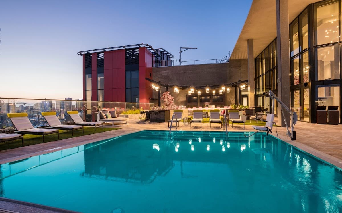 Shift Apartments