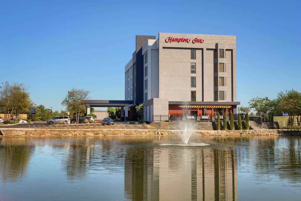 Hampton Inn Louisville-Northeast