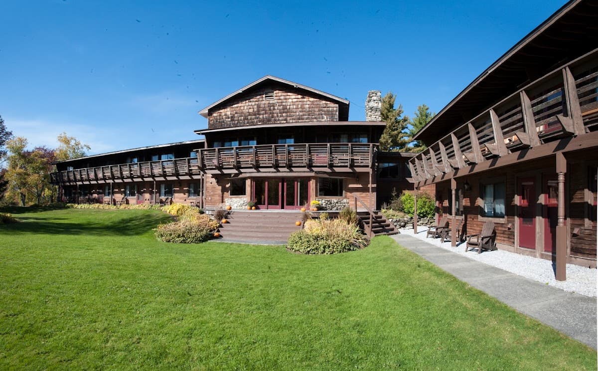 Summit Lodge Resort