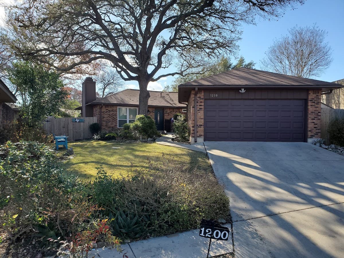 Schertz Family Pit Pad (SHORT TERM LODGING)