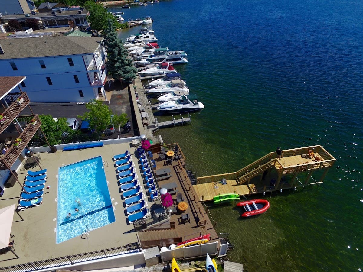 The Lake Motel