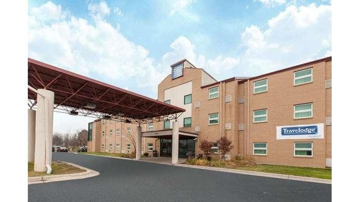 Travelodge by Wyndham Romulus Detroit Airport