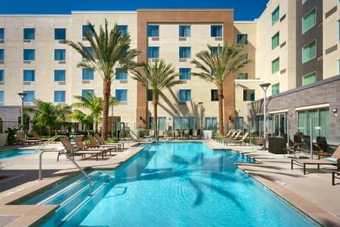 Courtyard by Marriott Los Angeles LAX/Hawthorne