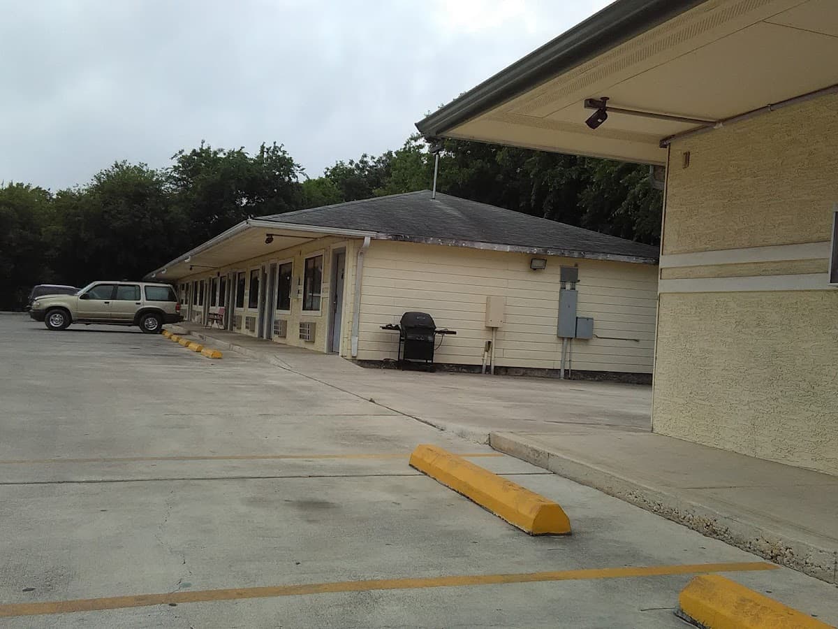 Garden Inn Motel