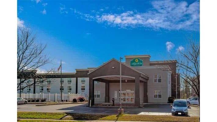 La Quinta Inn & Suites by Wyndham Lexington Park - Patuxent