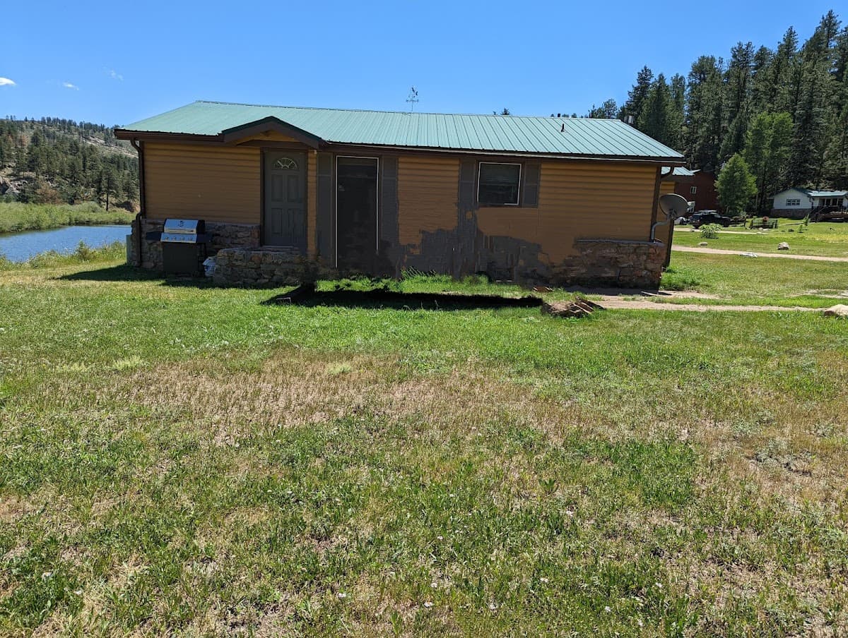 Bailey Lodge