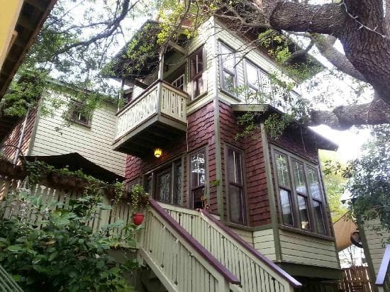 Beachside Boutique Inn