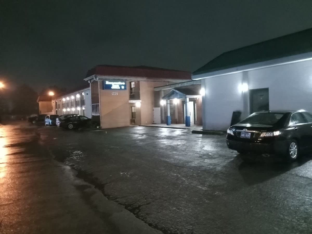 Executive Inn