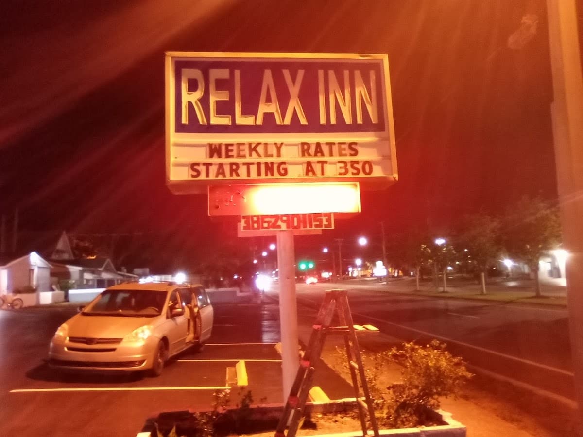 Relax Inn