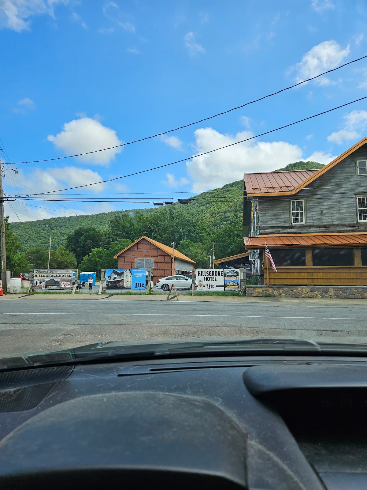 Hillsgrove Hotel