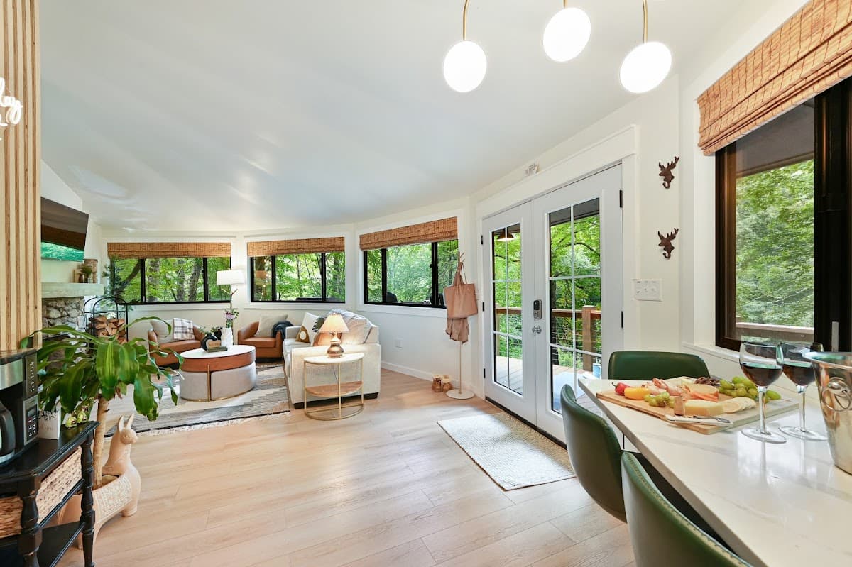 Relax and Play Chalet