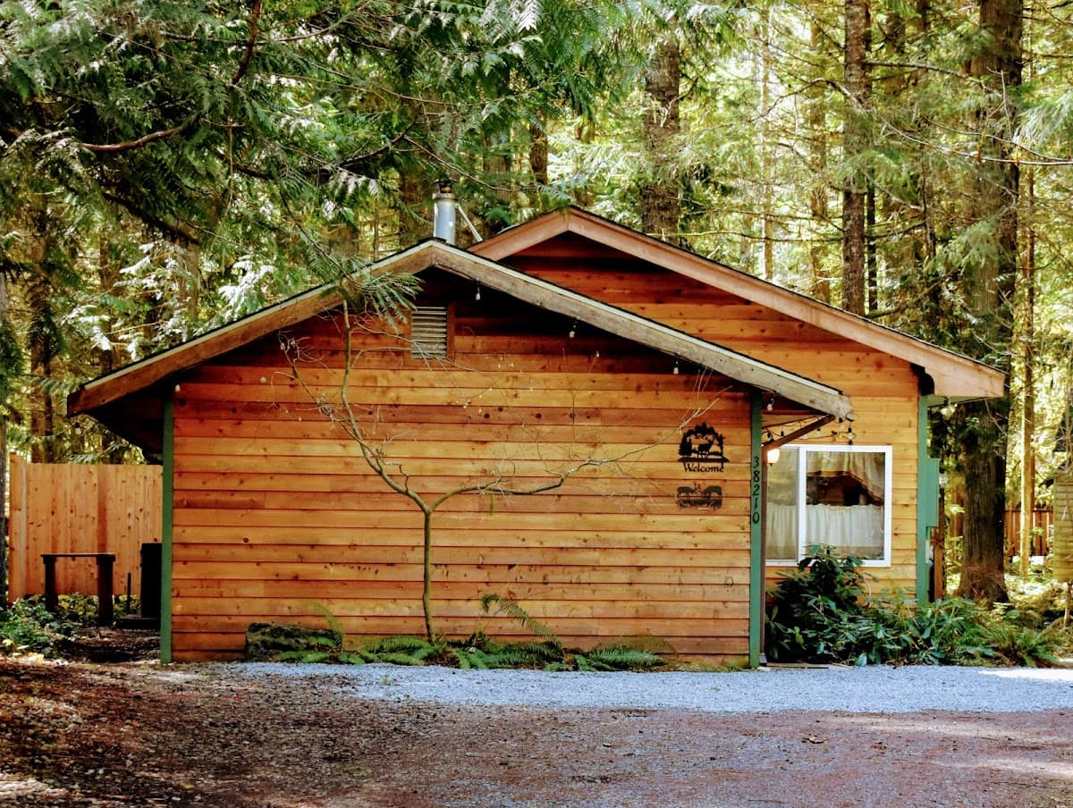 Rainier Cottages