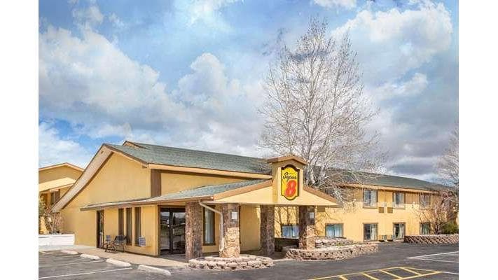 Super 8 by Wyndham Craig