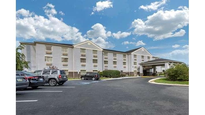 Comfort Inn & Suites Butler