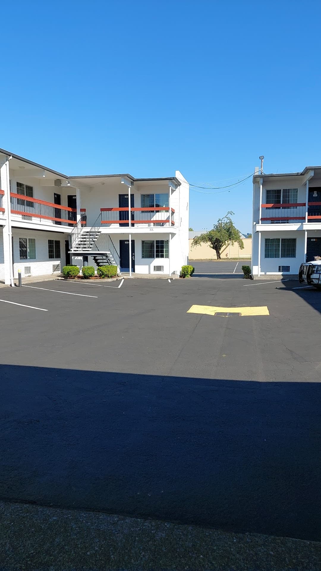 Traveler's Inn - Longview