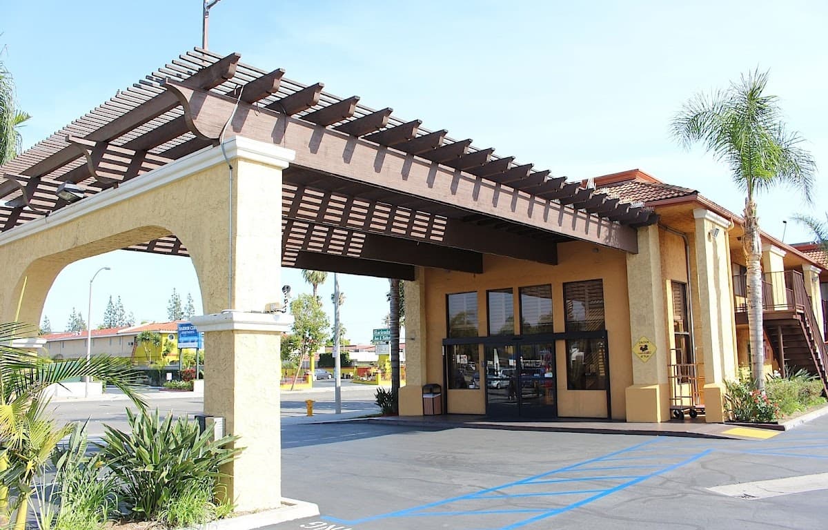 Stanford Inn & Suites
