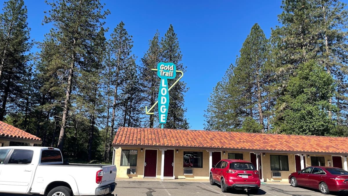 Gold Trail Motor Lodge
