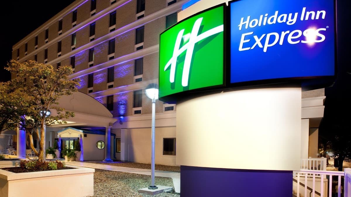 Holiday Inn Express Richmond - Downtown by IHG