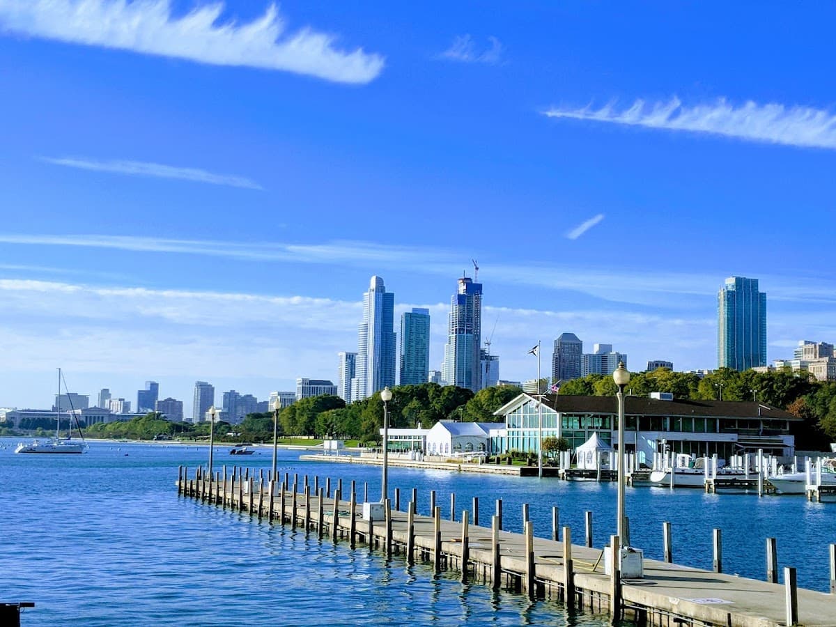 Monroe Harbor - North Harbor Public Dock