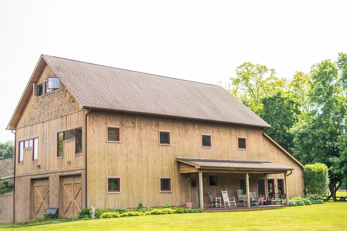 Cedar House on Sound B&B