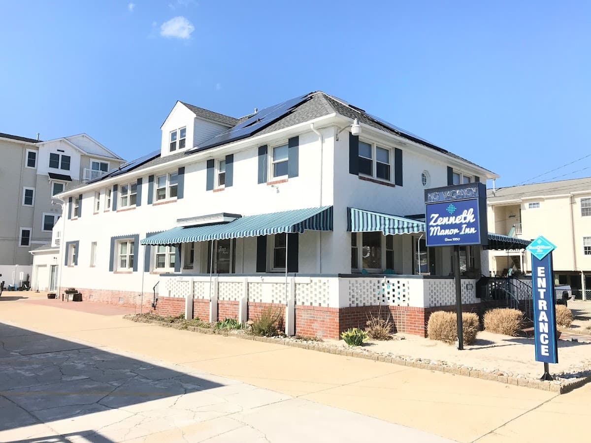 Zenneth Manor Inn