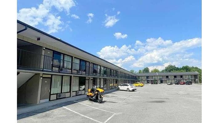 Travelodge by Wyndham Pigeon Forge Dollywood Lane