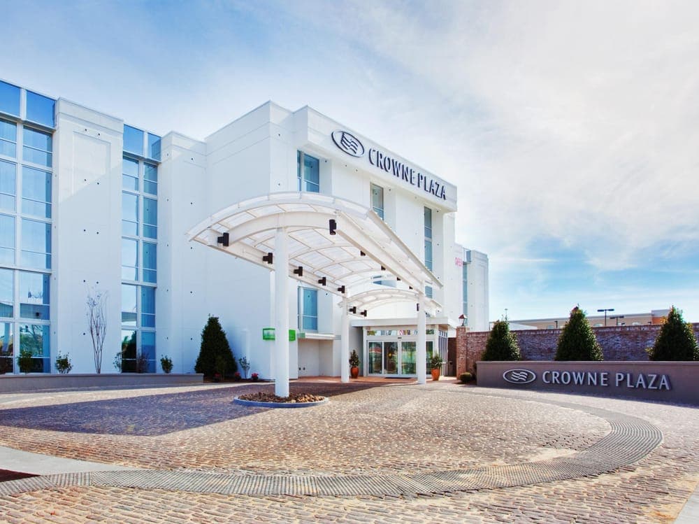 Crowne Plaza Charleston Airport - Conv Ctr, an IHG Hotel