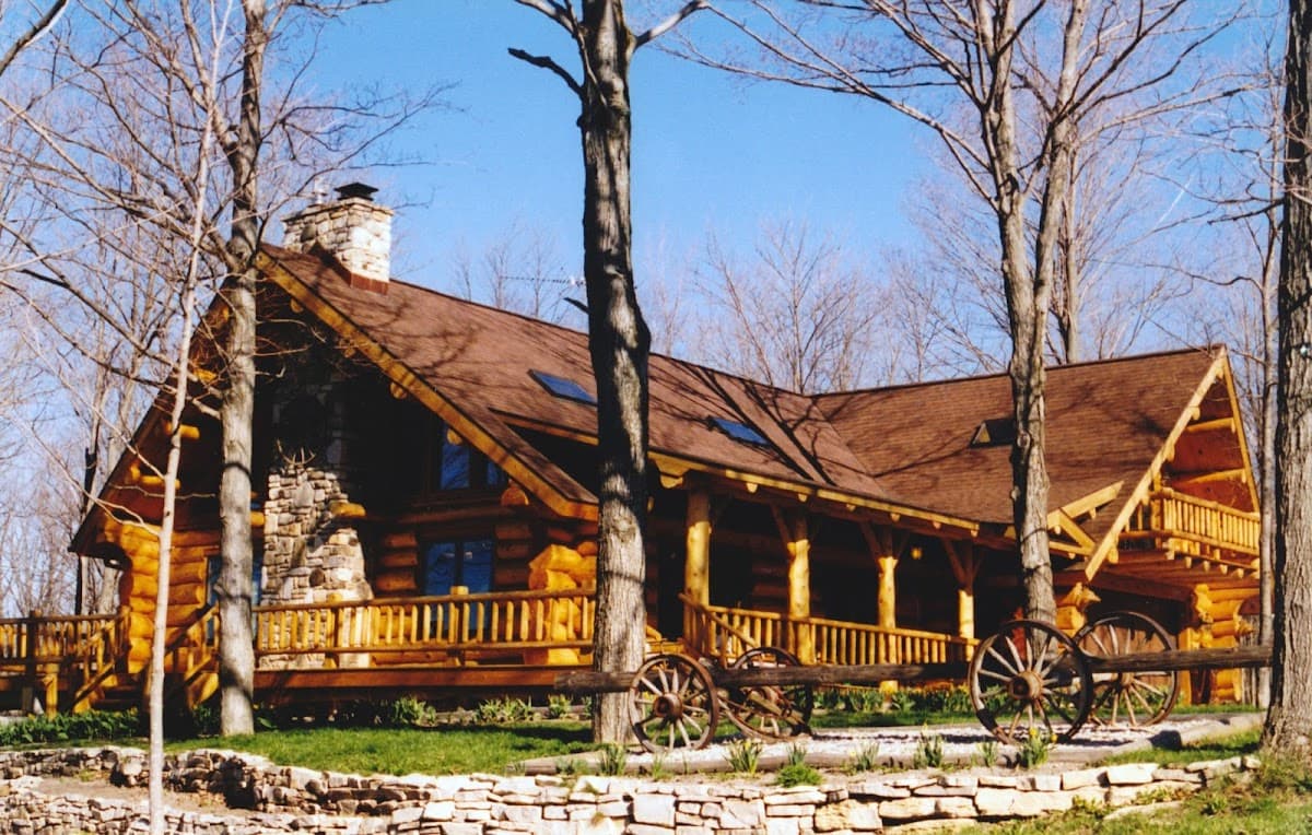Honey Dew Log Lodge