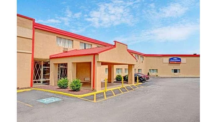 Howard Johnson Inn by Wyndham Pikesville