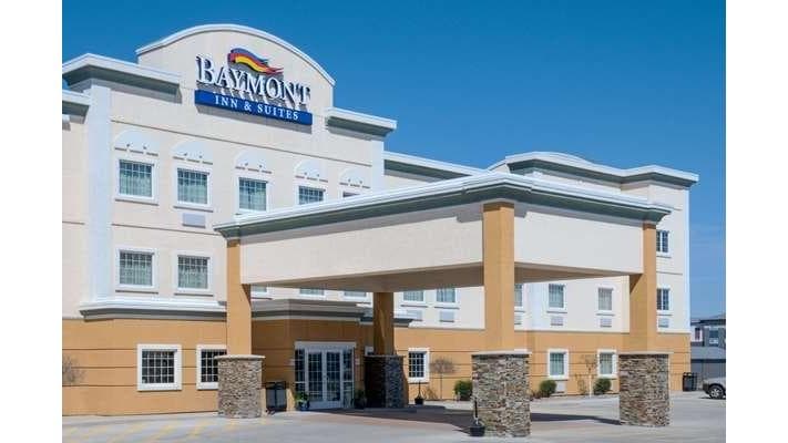 Baymont by Wyndham Minot