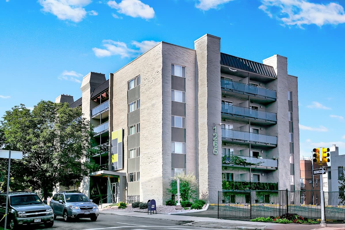 1265 Downing Apartments