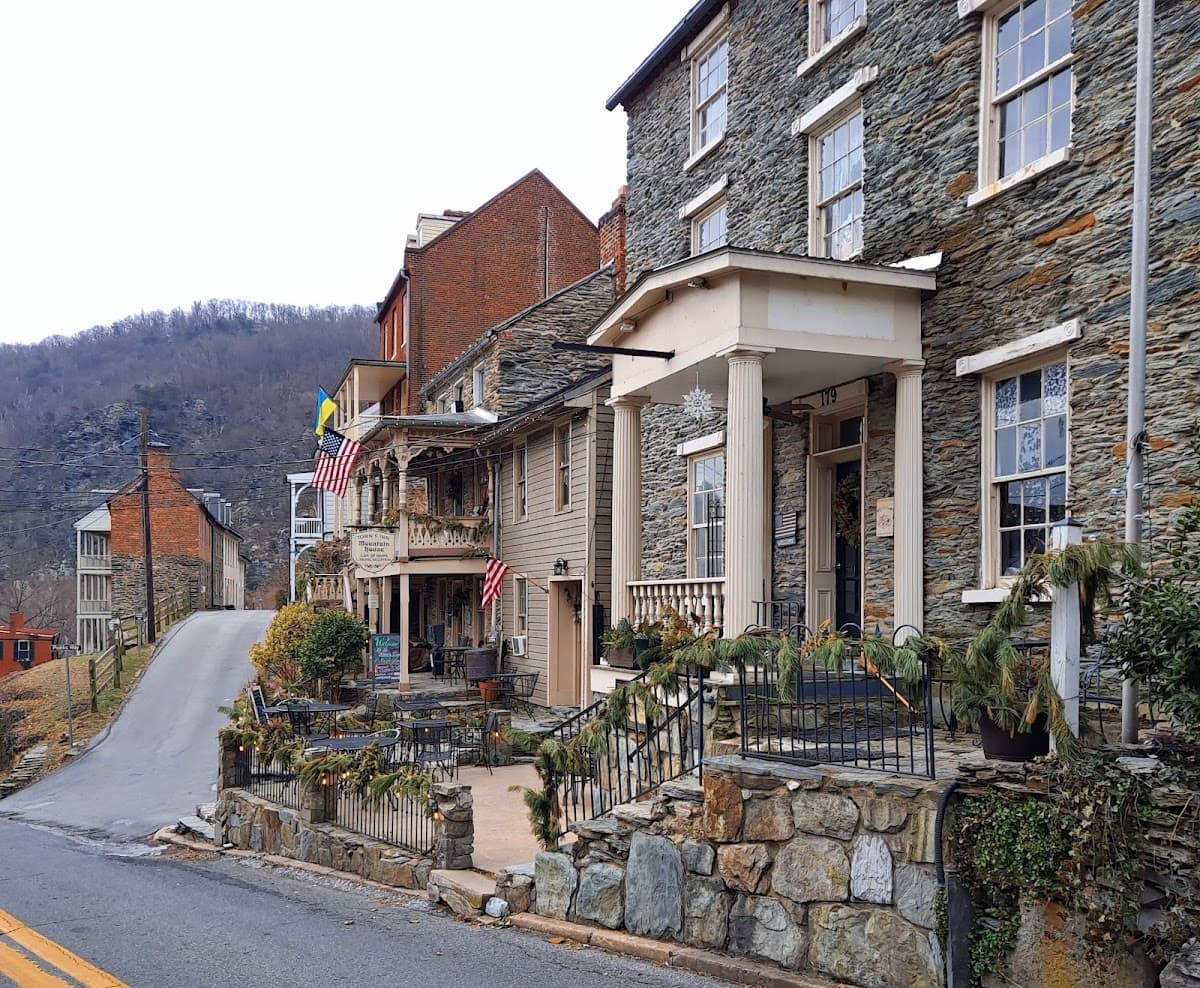 The Town's Inn
