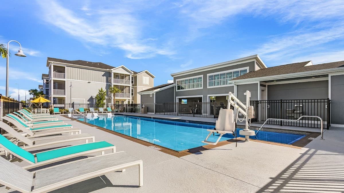 Springs at Coral Shores apartments