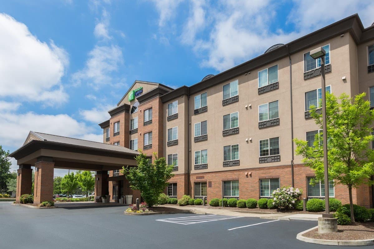 Holiday Inn Express & Suites Eugene Downtown - University by IHG