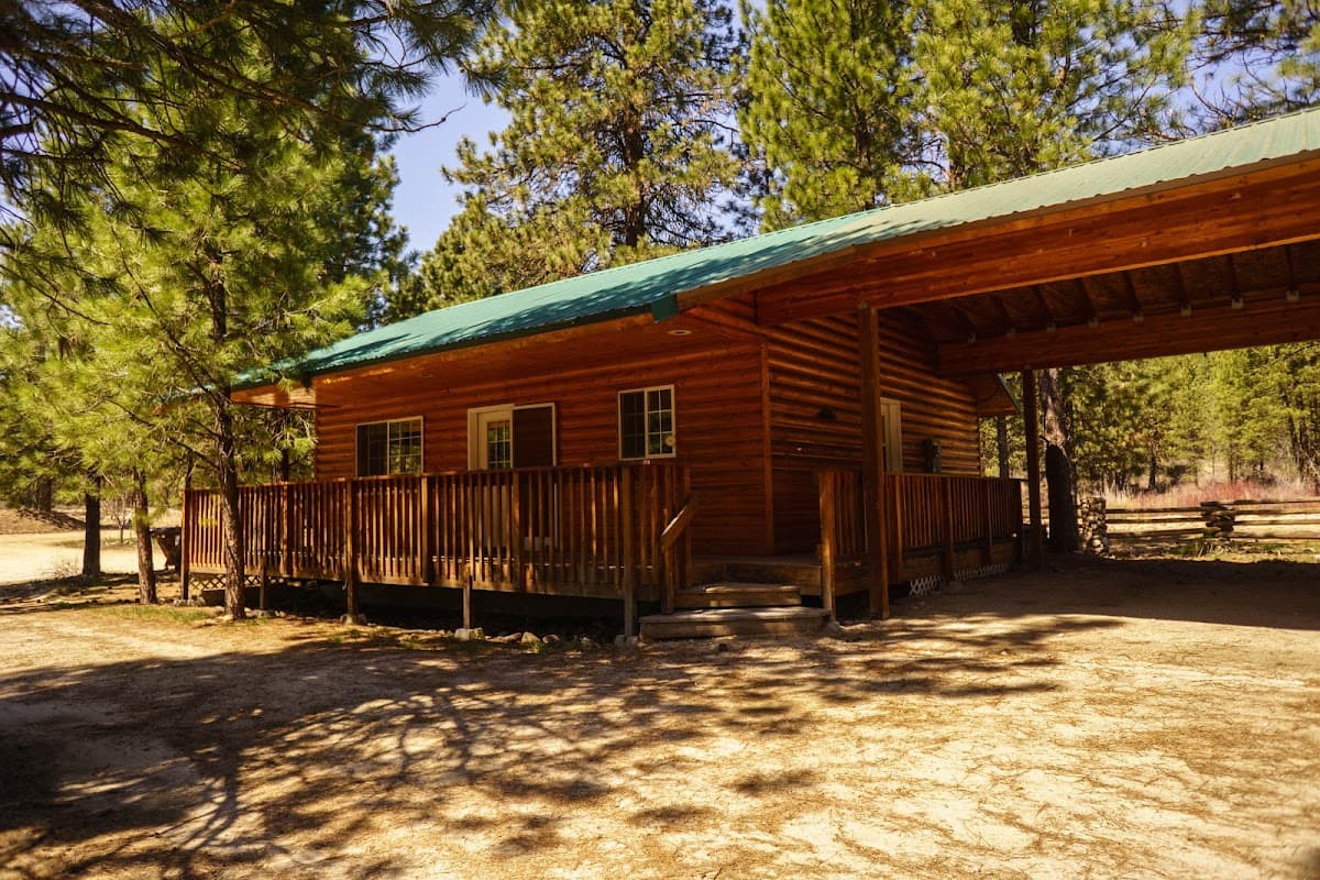 Inn The Pines