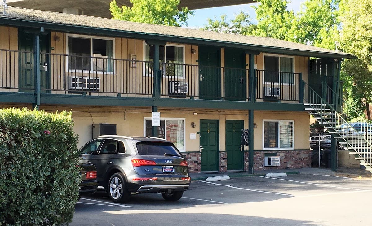 Diablo Mountain Inn