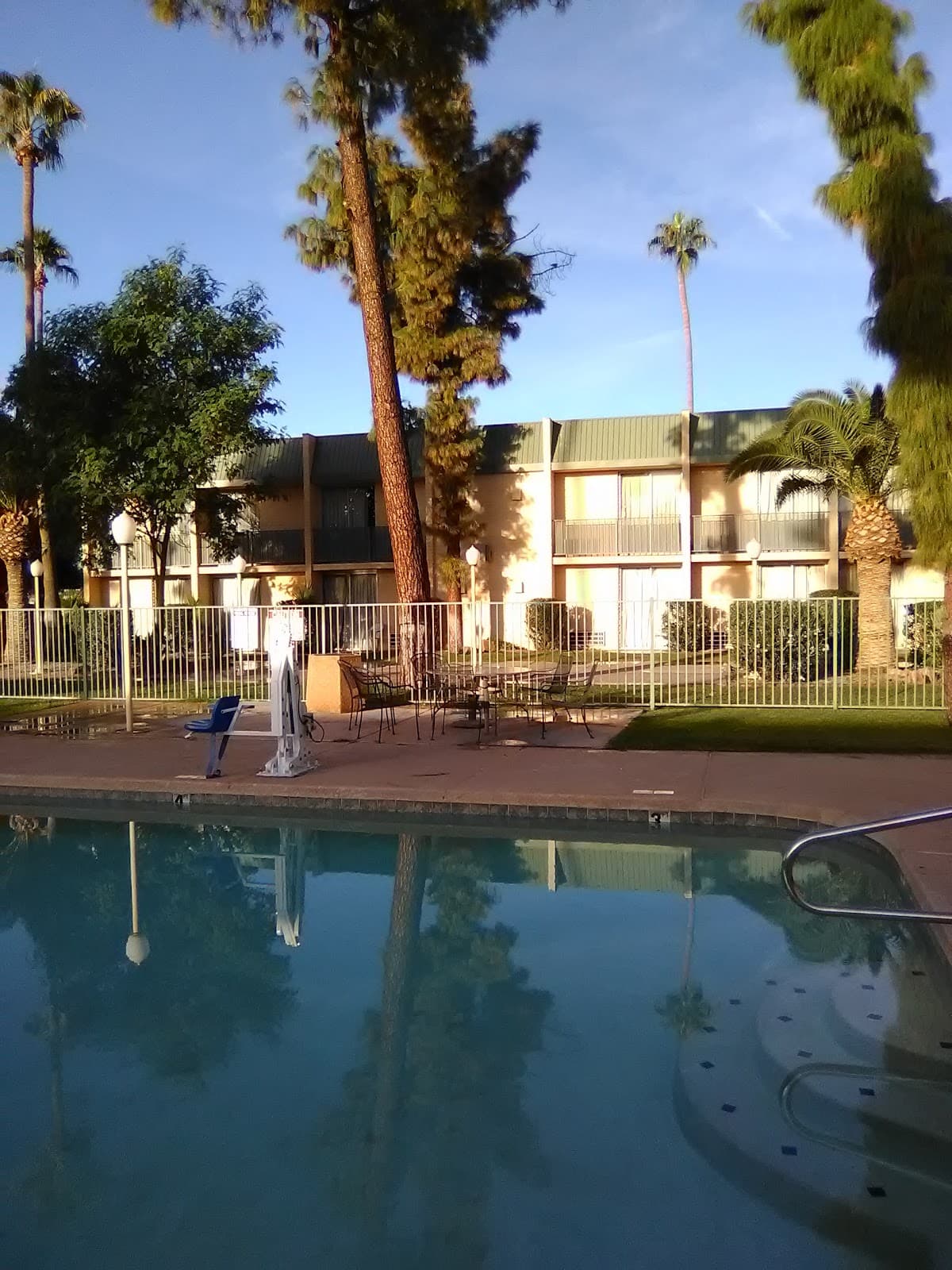 Vacation Inn Phoenix