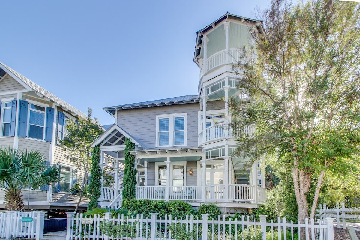 St. Simons Island Vacation Rentals by Vacasa