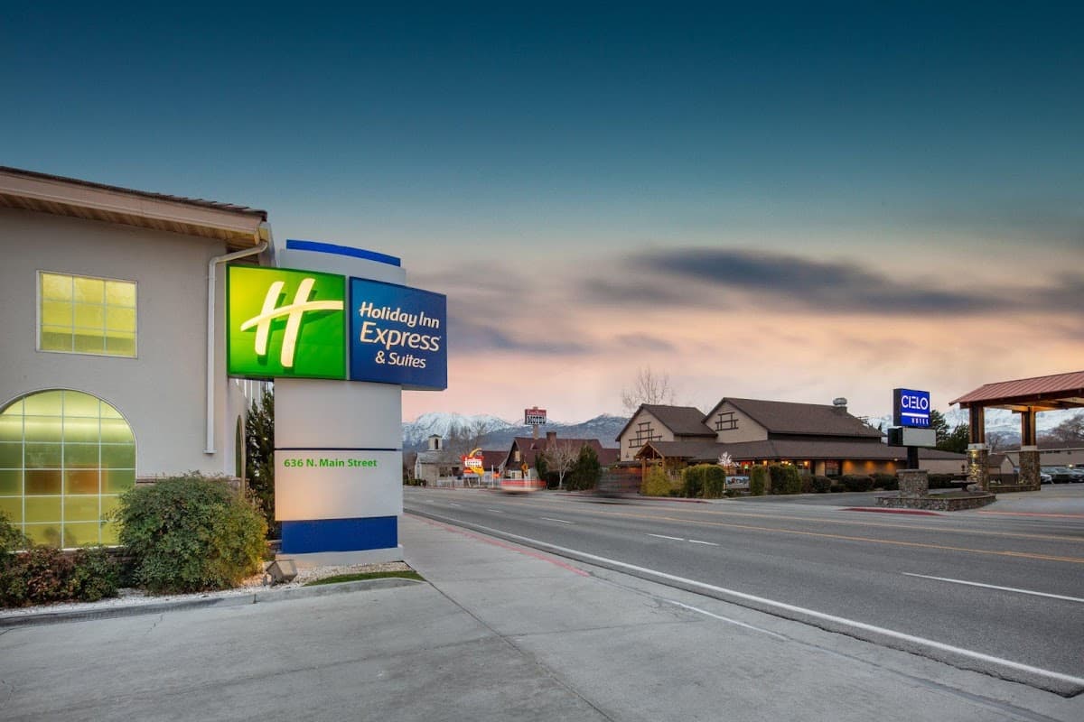 Holiday Inn Express & Suites Bishop by IHG