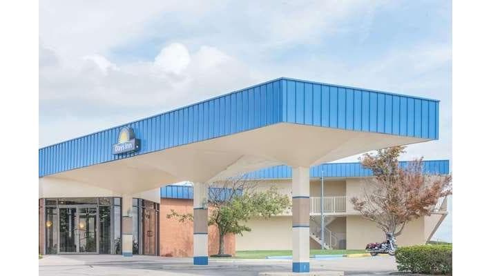 Days Inn by Wyndham St Clairsville