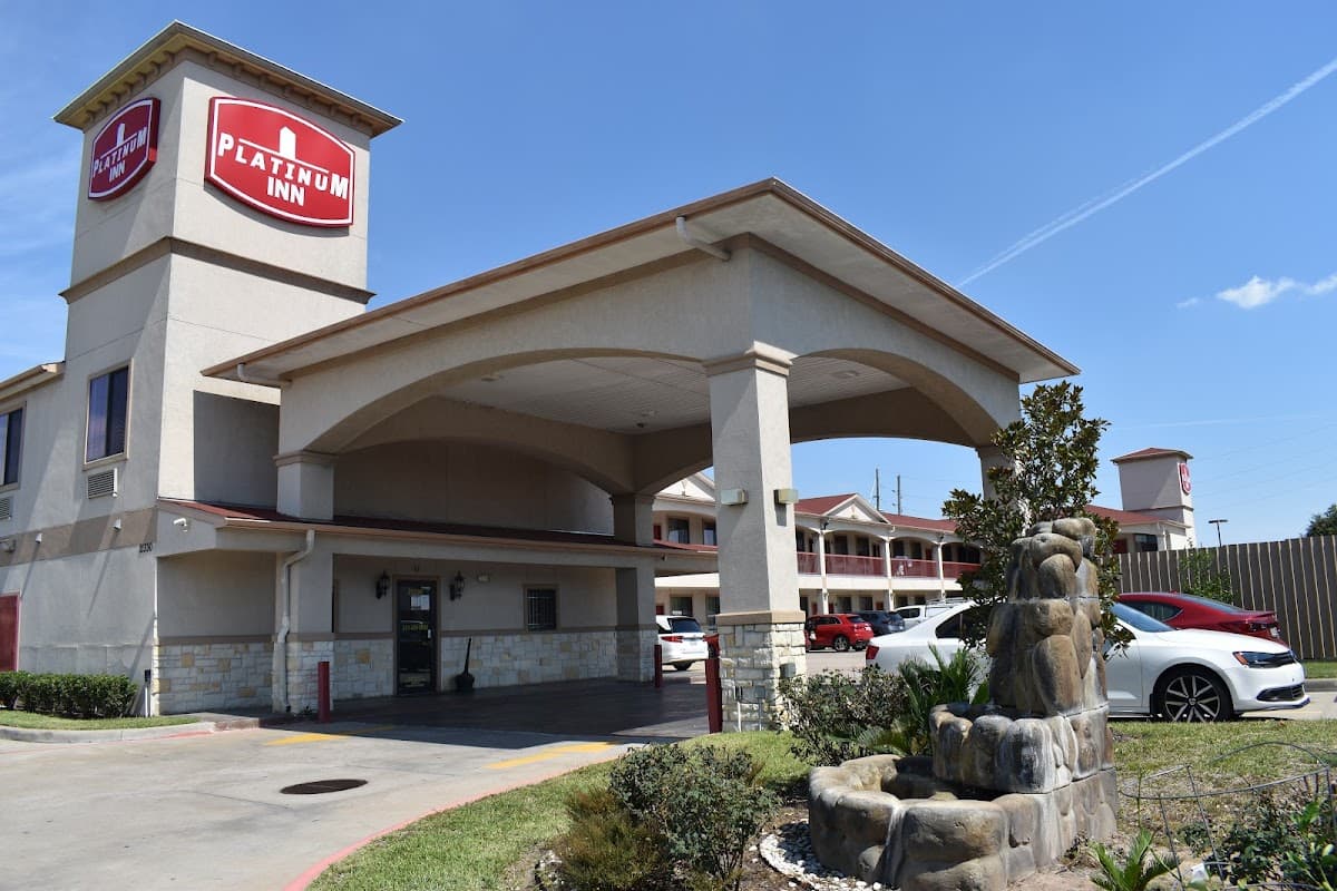 PLATINUM INN @ I-10 & Westgreen