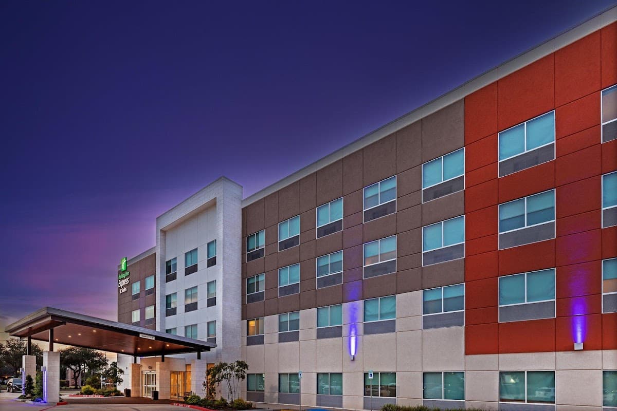 Holiday Inn Express & Suites Stafford NW - Sugar Land by IHG