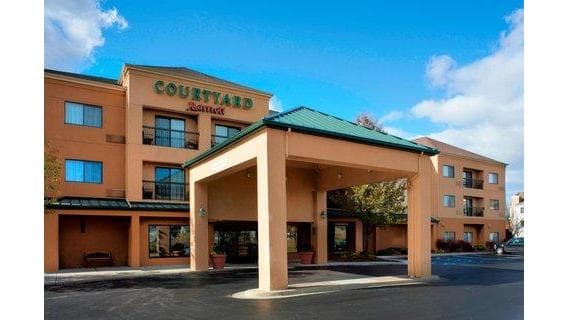 Courtyard by Marriott Detroit Utica